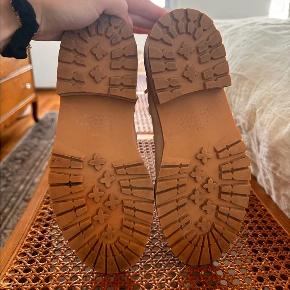 Cream leather combat boots - Picture 5 of 6